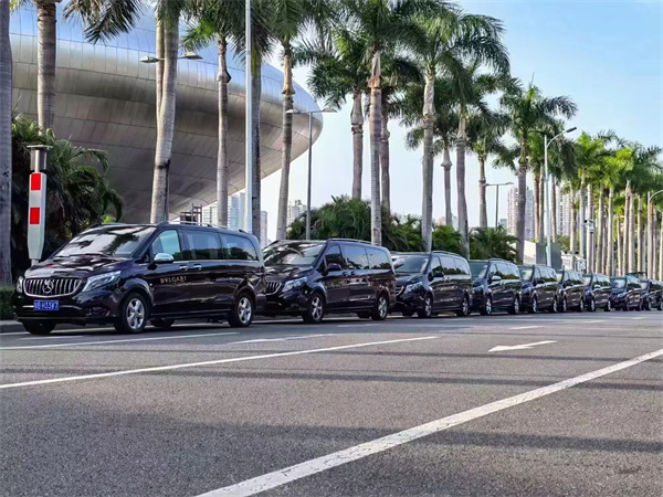 公司商务接待选什么车型比较好